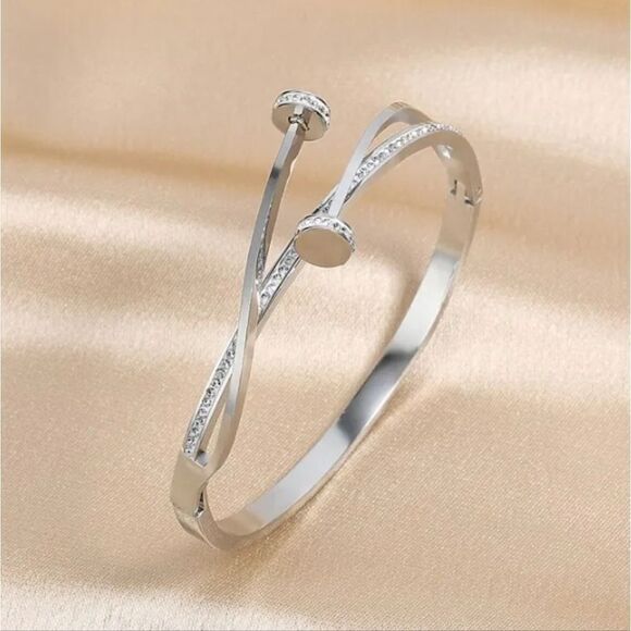 Luxury Crystal Silver Bangle Bracelet - Picture 1 of 3